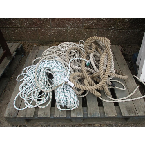 53 - A quantity of rope