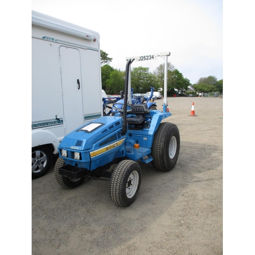 25 - A 1989 Iseki TU320 FVE 1.2 four wheel drive 20hp compact tractor (diesel/manual) J25234, odometer re... 