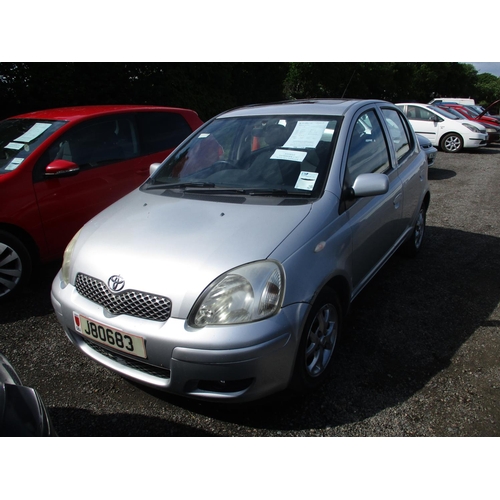 8 - A 2004 Toyota Yaris T-Spirit 1.3 five door hatchback (petrol/manual) J80683, odometer reading 90,157... 