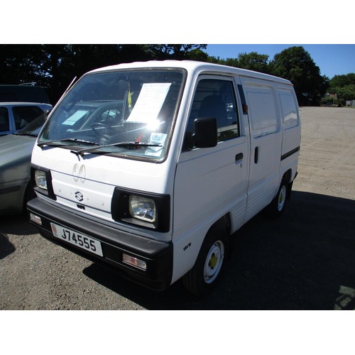 21 - A 1998 Suzuki Super Carry 1.0 panel van (petrol/manual) J74555, odometer reading 69,178 miles