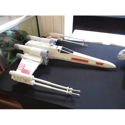 295 - A Star Wars model of an X-wing Fighter