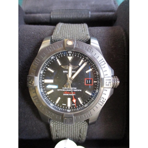 160 - A gentleman's Breitling Avenger Blackbird 44 automatic wrist watch with original box and documentati... 