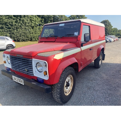 13 - A 1997 Land Rover Defender 110 2.5 TDi (diesel/manual) J142965, odometer reading 90,154 miles - form... 