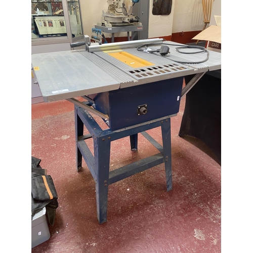 263 - A Ryobi ETS-1525 saw table