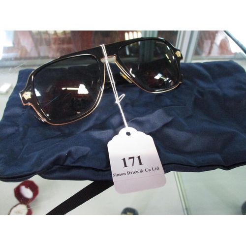 Lot 171       