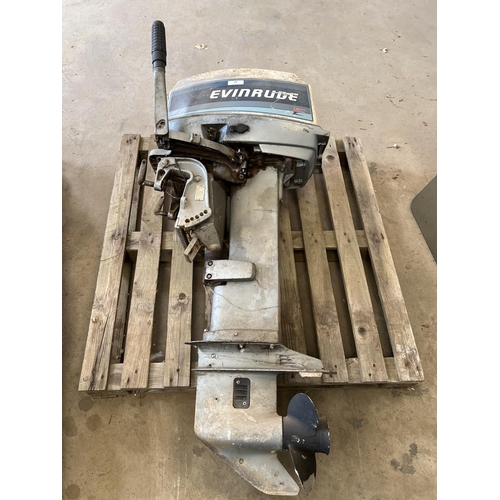 19 - An Evinrude 30hp outboard engine