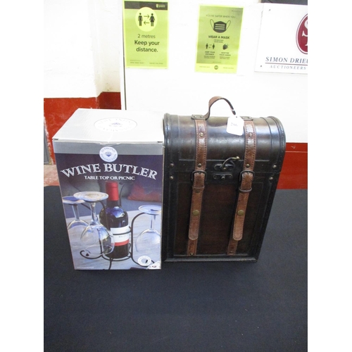 206 - A wine butler - new together with a vintage style two bottle wooden wine carry case