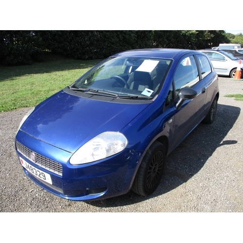 6 - A 2008 Fiat Grande Punto DUB 1.25 three door hatchback J48329 (petrol/manual), odometer reading 57,4... 