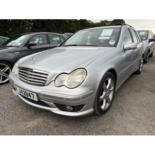 9 - A 2005 Mercedes-Benz C180 Kompressor Sport Edition 1.8 estate J42847 (petrol/automatic), odometer re... 