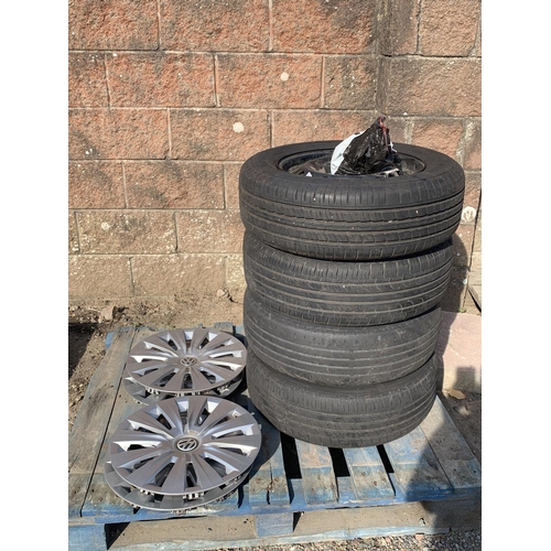 49 - A set of four 195/65R15 Volkswagen wheels and tyres