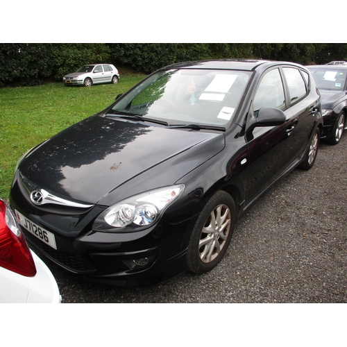 4 - A 2010 Hyundai i30 Comfort 1.6 CRDi five door hatchback J71286 (diesel/manual), odometer reading 57,... 