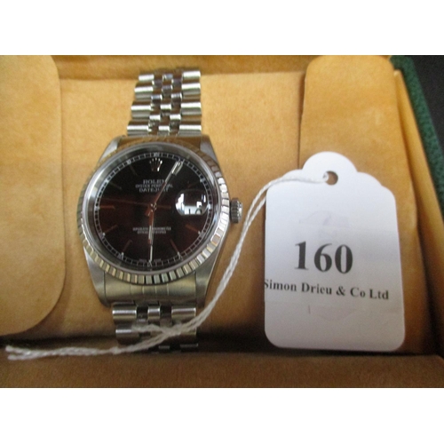 160 - A Rolex Datejust 16220 complete with box and documentation