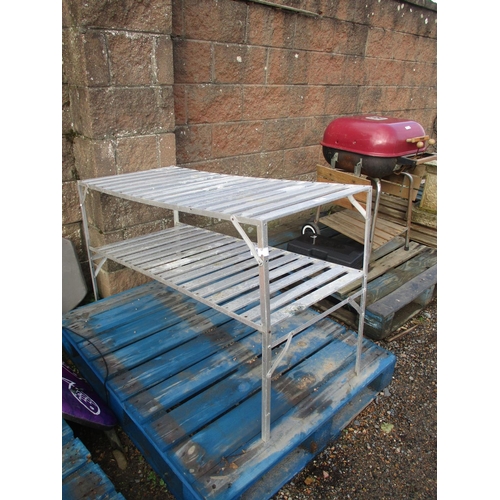 39 - An aluminium shelving unit