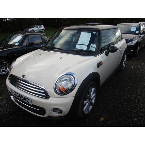 6 - A 2011 Mini Cooper 1.6 three door hatchback (petrol/manual) J134540, odometer reading 52,074  miles