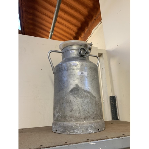 121 - A vintage continental aluminium milk churn