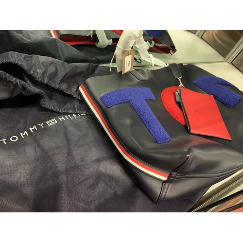 179 - A Tommy Hilfiger Iconic Tommy Tote bag