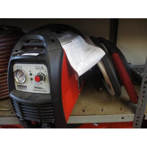 94 - A Sealey invertor plasma cutter - new and unused