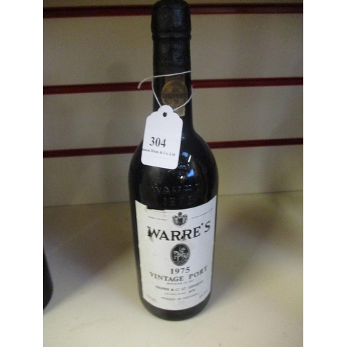 304 - A bottle of Warre's 1975 vintage Port