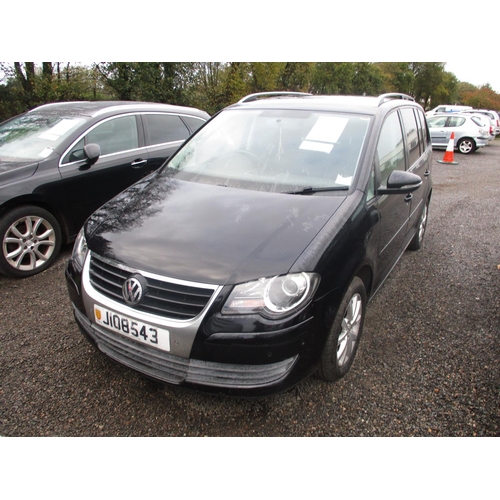 5 - A 2010 Volkswagen Touran Match 2.0 TDi SUV (Diesel/automatic) J108543, odometer reading 87,895 miles