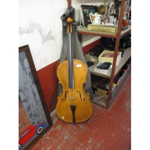 372 - A cello and case