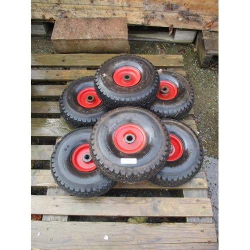 54 - A set of six pneumatic implement wheels (4.00 x 4)