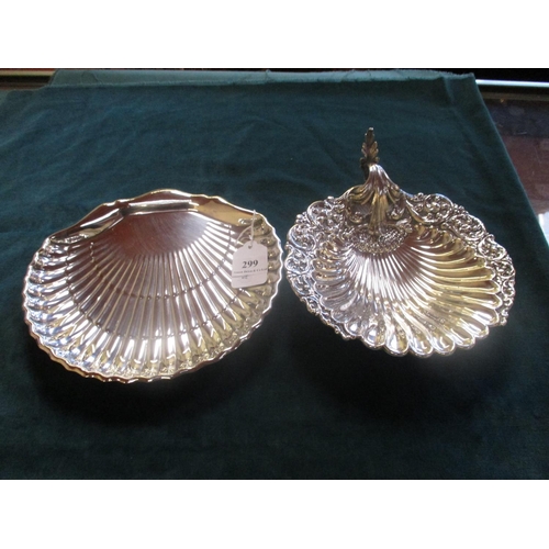 299 - Two silver scallop shaped serving dishes (444 gms)