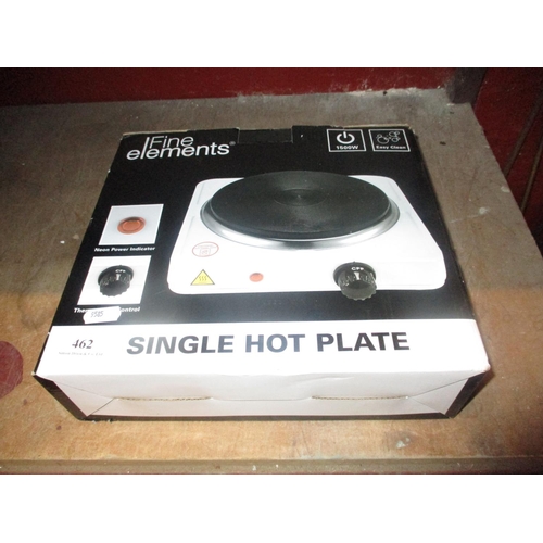 462 - A Fine Elements single hot plate - new and boxed