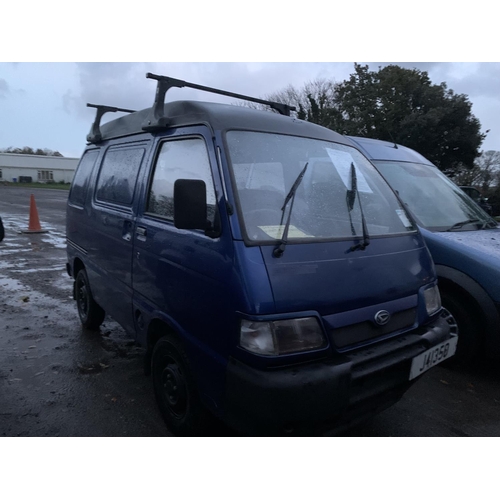 14 - A 2000 Daihatsu S85 Hijet 1.3 panel van J41350 (petrol/manual), odometer reading 81,716 miles