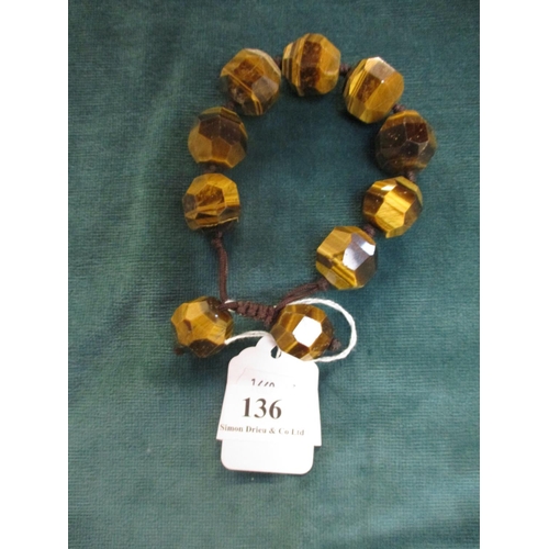 136 - A chunky Tiger's Eye bracelet