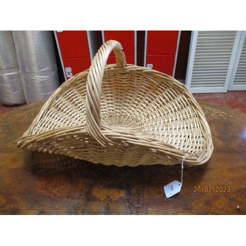 326 - A wicker trug