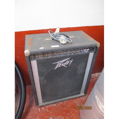 337 - A Peavey KB100 amplifier