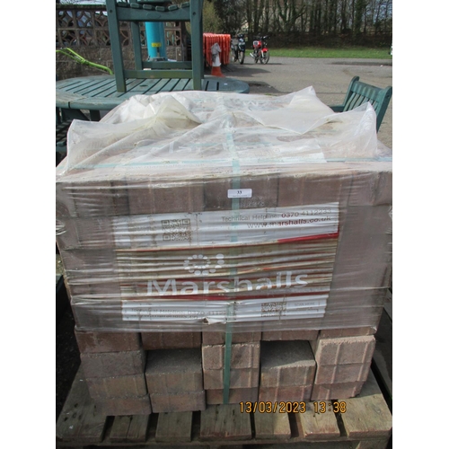 33 - A pallet of Marshalls brick pavers - new