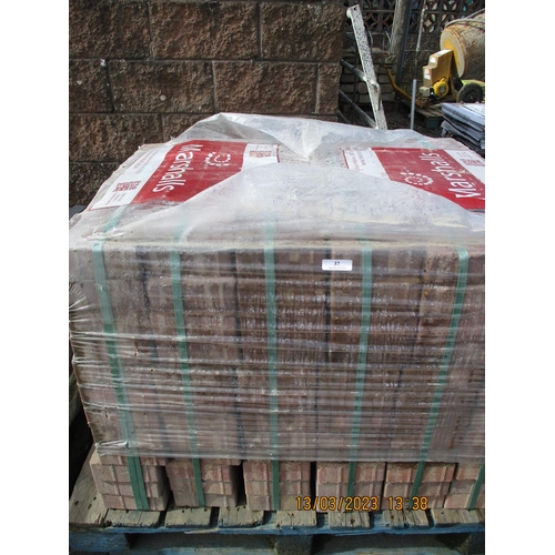 37 - A pallet of Marshalls brick pavers - new