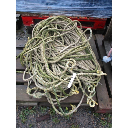 103 - A quantity of leaded pot rope