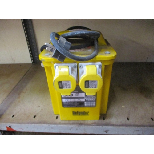 117 - A Defender 110 volt site transformer - Liquidator's sale