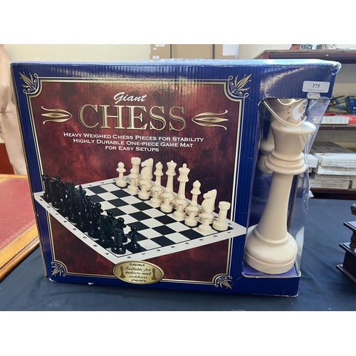 375 - A giant chess set