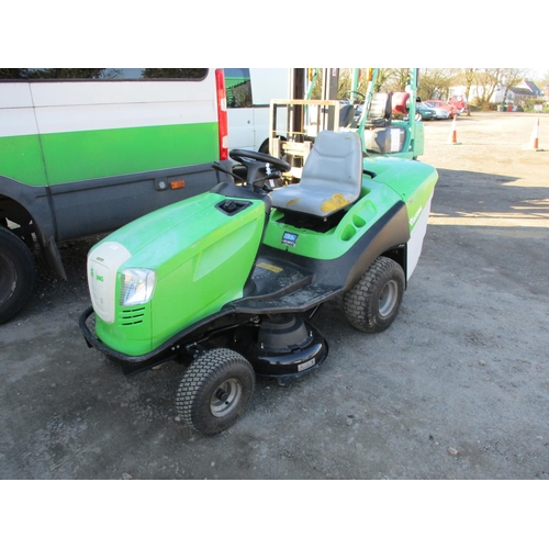 21 - A Viking MT5097 garden tractor with mower deck and grass collector