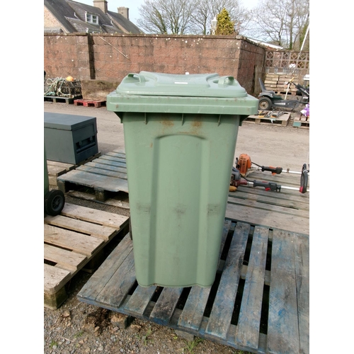 62 - A green PVC wheelie bin