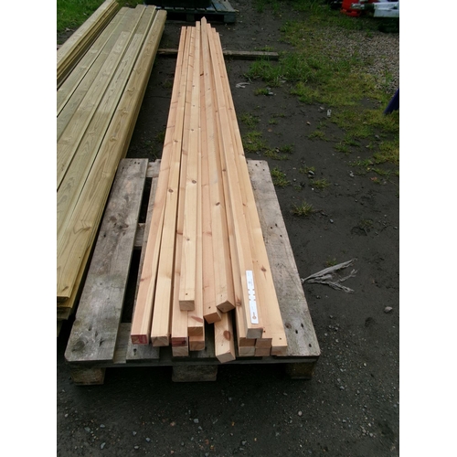 22 - A quantity of serviceable timber