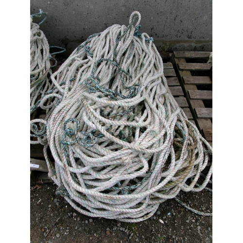 64 - A quantity of pot rope