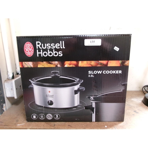 135 - A Russell Hobbs slow cooker (new)