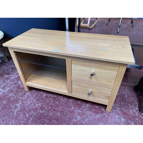 286 - A contemporary solid oak media cabinet