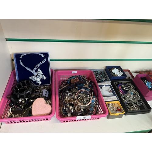 138 - A diverse assortment of costume jewellery