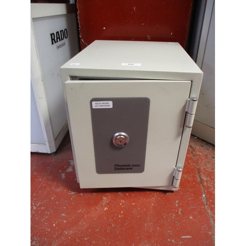 168 - A Phoenix 2000 Data Care safe (keys with auctioneer)