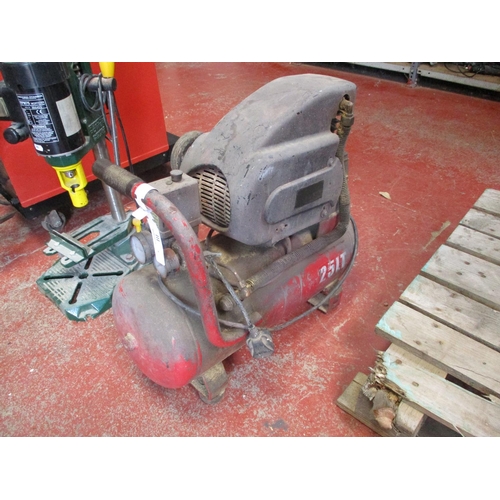 111 - A Sealey portable workshop compressor