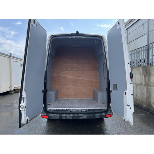 5 - A 2017 Volkswagen Crafter CR35 Flexiliner 2.0 TDi Crew and Cargo nine seat panel van J137728 (diesel... 