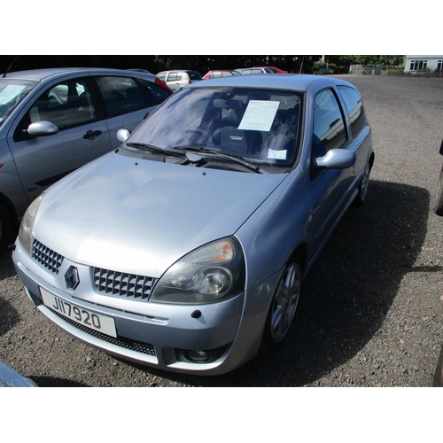 18 - A 2003 Renault Clio RenaultSport 16V 2.0 three door hatchback J117920 (petrol/manual), odometer read... 