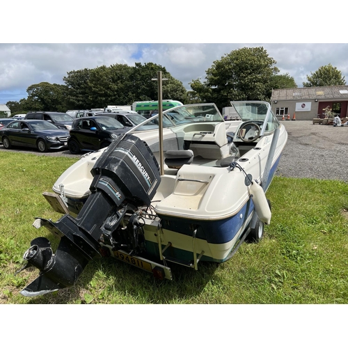 25 - A Bayliner 5.2 metre sports cruiser 'Dire Straits' JY1982 with Mercury 90hp outboard engine and tand... 