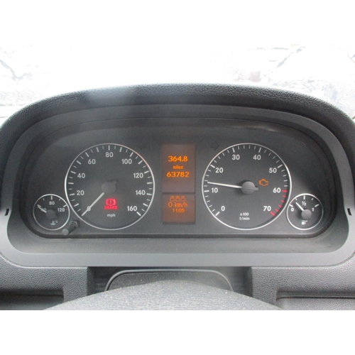 8 - A 2005 Mercedes-Benz A150 SE Avantgarde 1.5 five door hatchback J92159 (petrol/manual), odometer rea... 