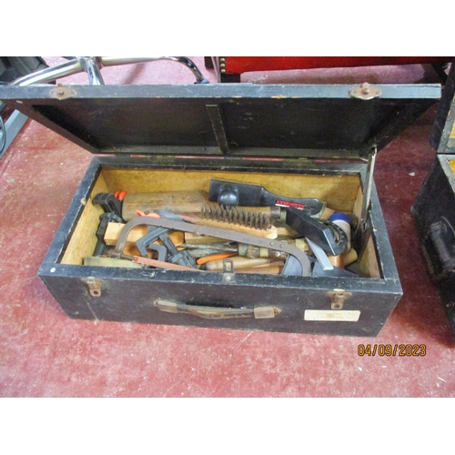 232 - A vintage wooden carpenter's tool chest containing an assortment of tools